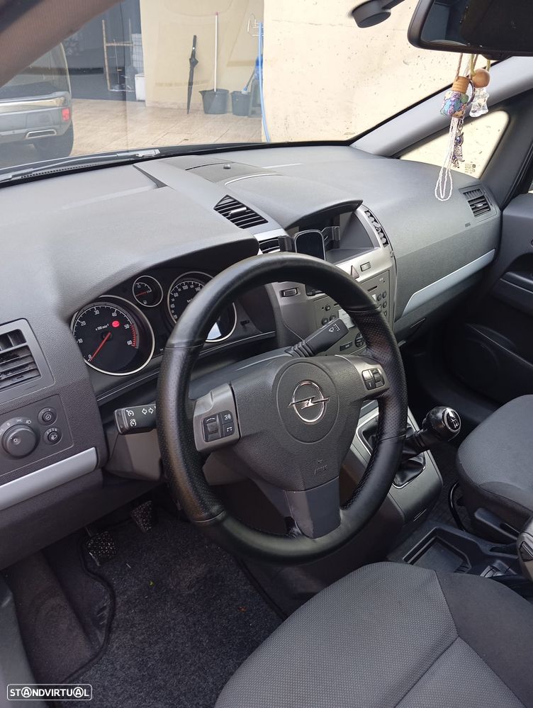 Opel Zafira 1.9 CDTI - 5