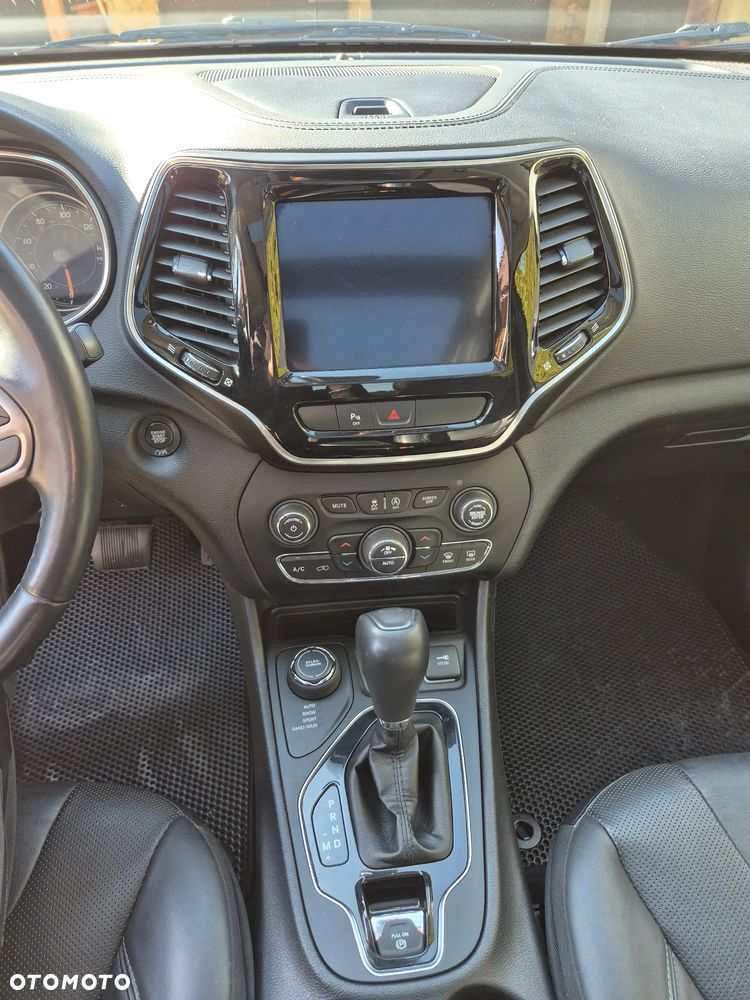 Jeep Cherokee 3.2 V6 Active Drive I Limited - 12