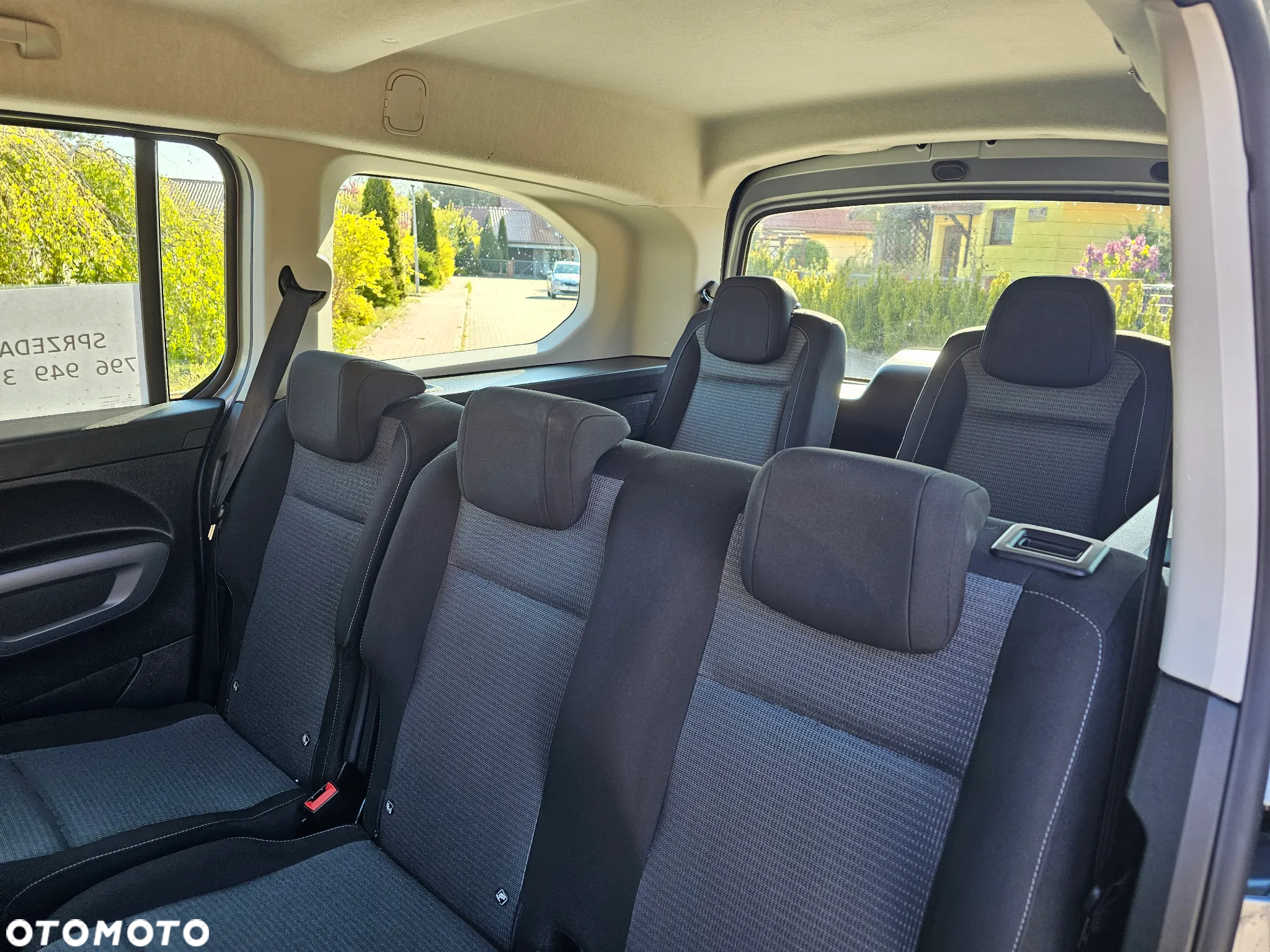 Toyota Proace City Verso Long 1.5 D-4D Family - 8