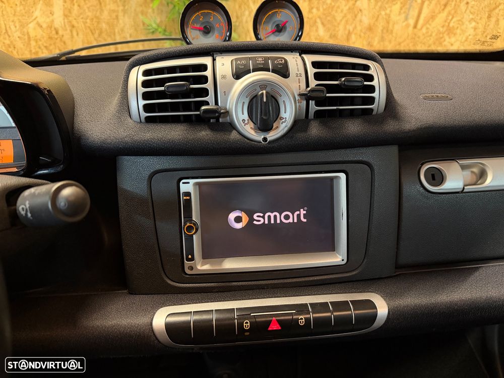 Smart ForTwo Coupé cdi softouch passion dpf - 16