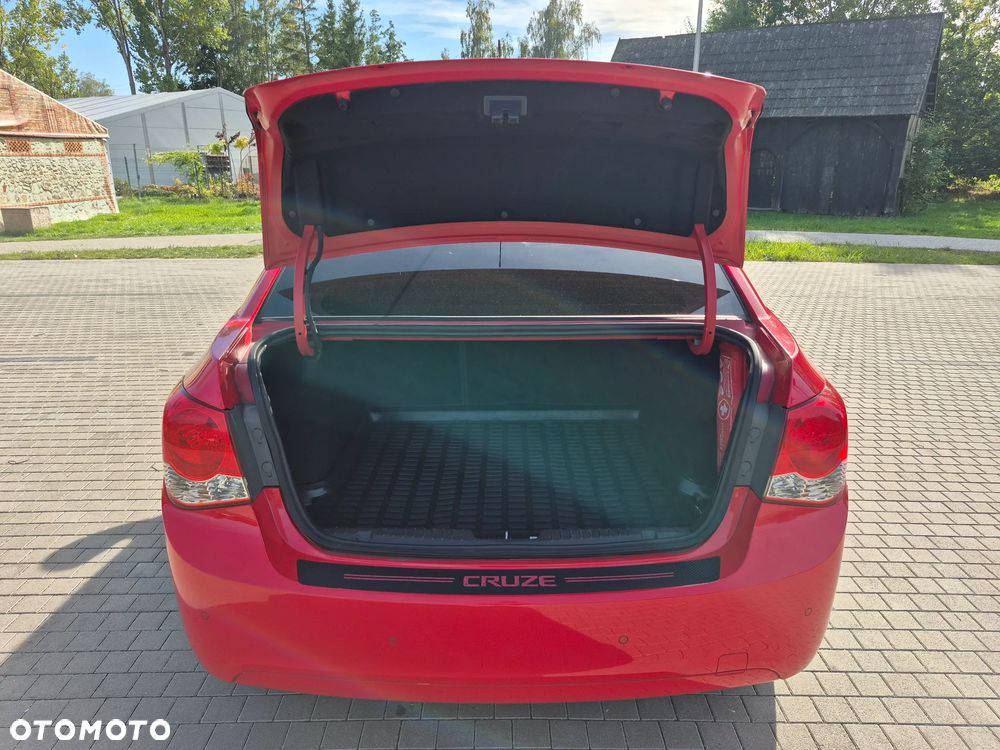 Chevrolet Cruze 1.6 - 33