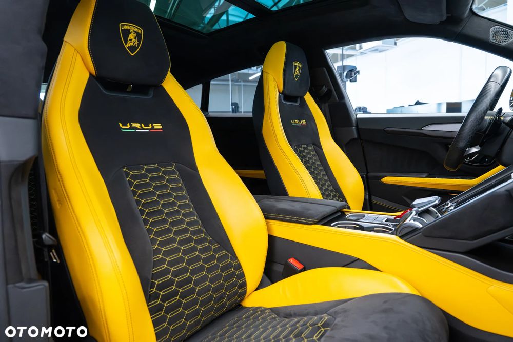 Lamborghini Urus Standard - 23