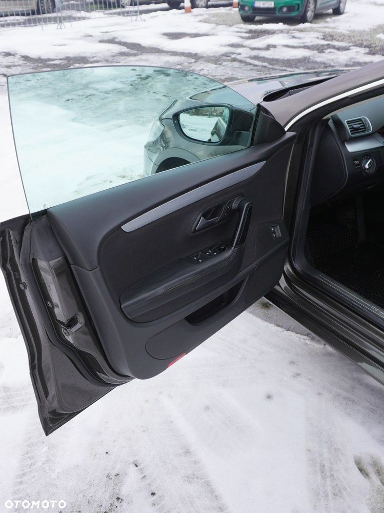 Volkswagen Passat CC - 21