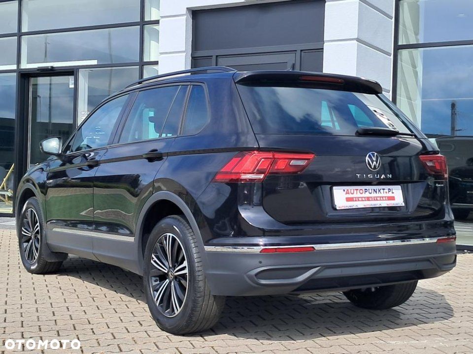 Volkswagen Tiguan - 3