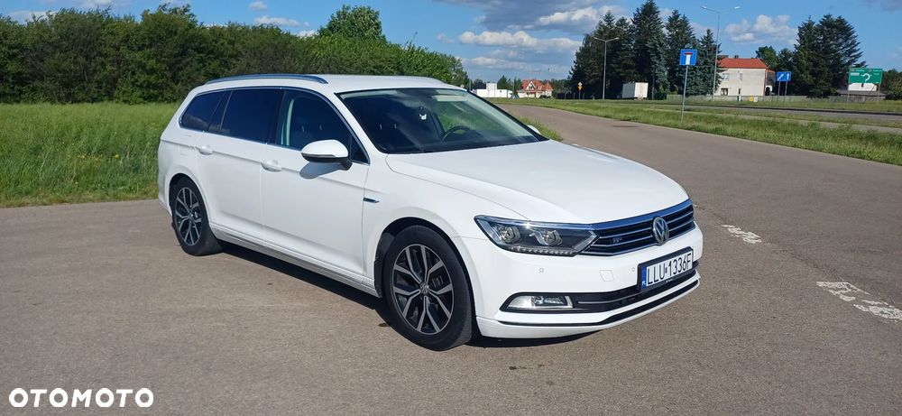 Volkswagen Passat - 2