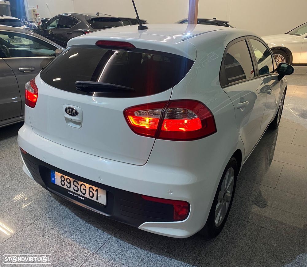 Kia Rio 1.2 CVVT Urban - 3