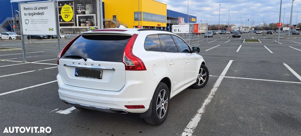 Volvo XC 60 D5AWD Momentum - 2