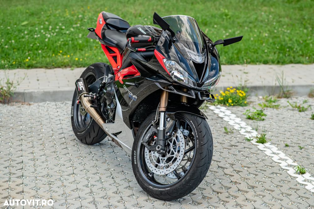 Triumph Altul - 1