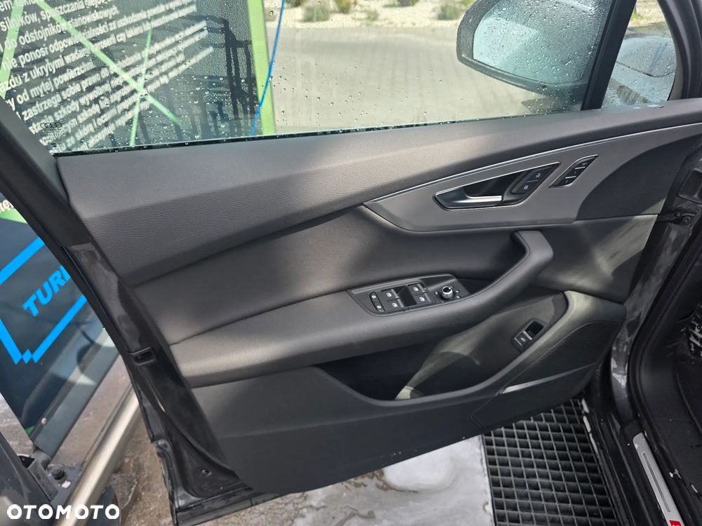 Audi Q7 50 TDI mHEV Quattro S Line Tiptr - 23