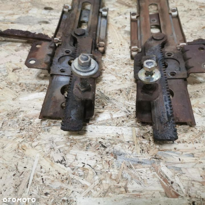 BMW E24 635CSI EUROPA PODNOŚNIKI LEWY/PRAWY SZYB TYŁ NR. 51371874606/ 51371874605 OEM - 6