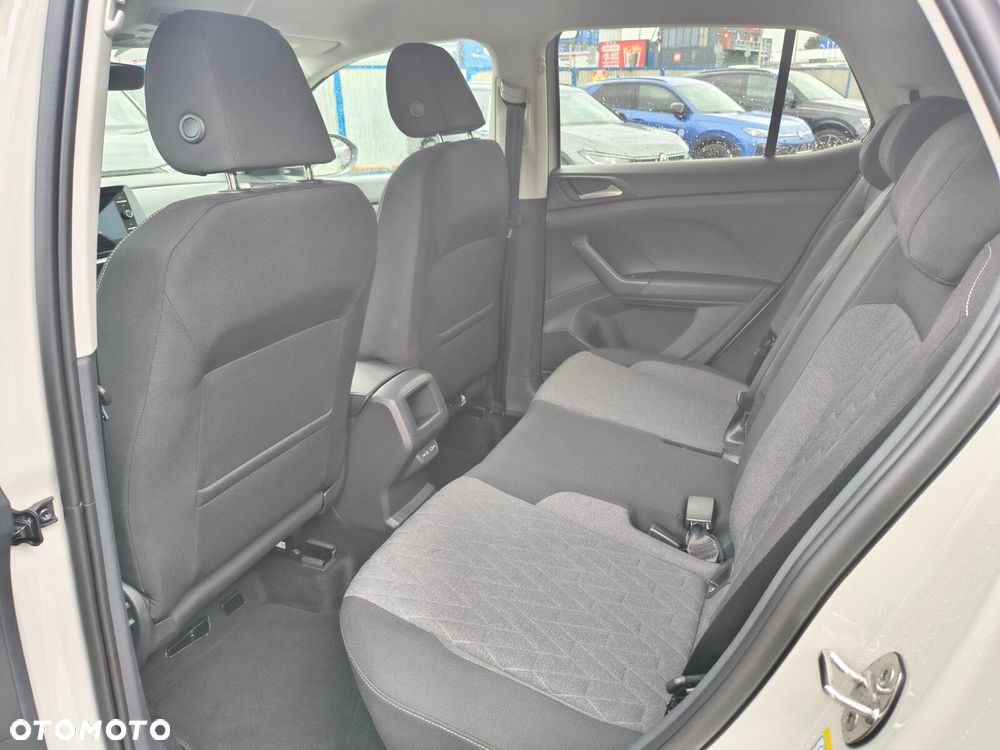 Volkswagen T-Cross - 10