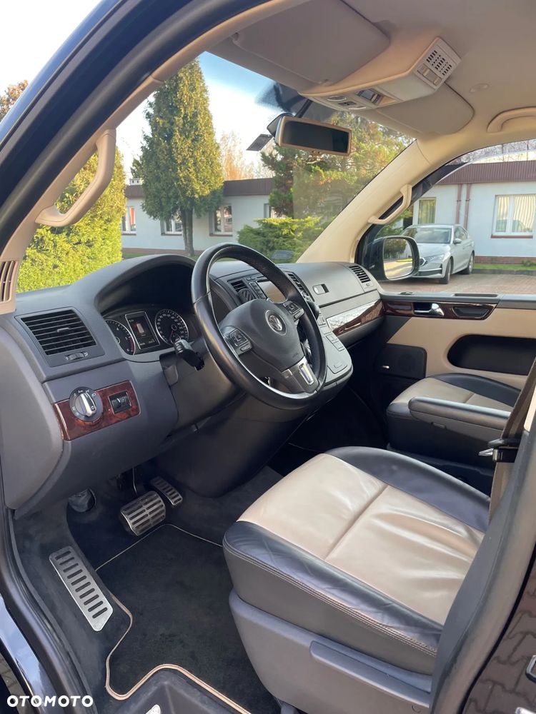 Volkswagen Multivan - 6