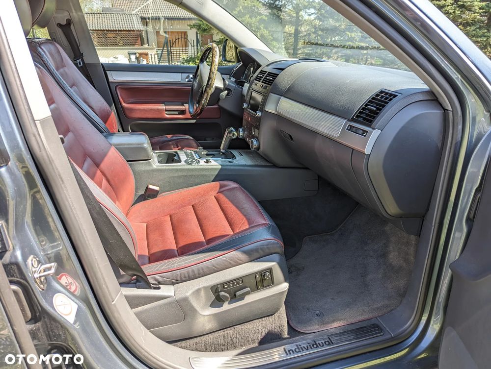 Volkswagen Touareg - 17
