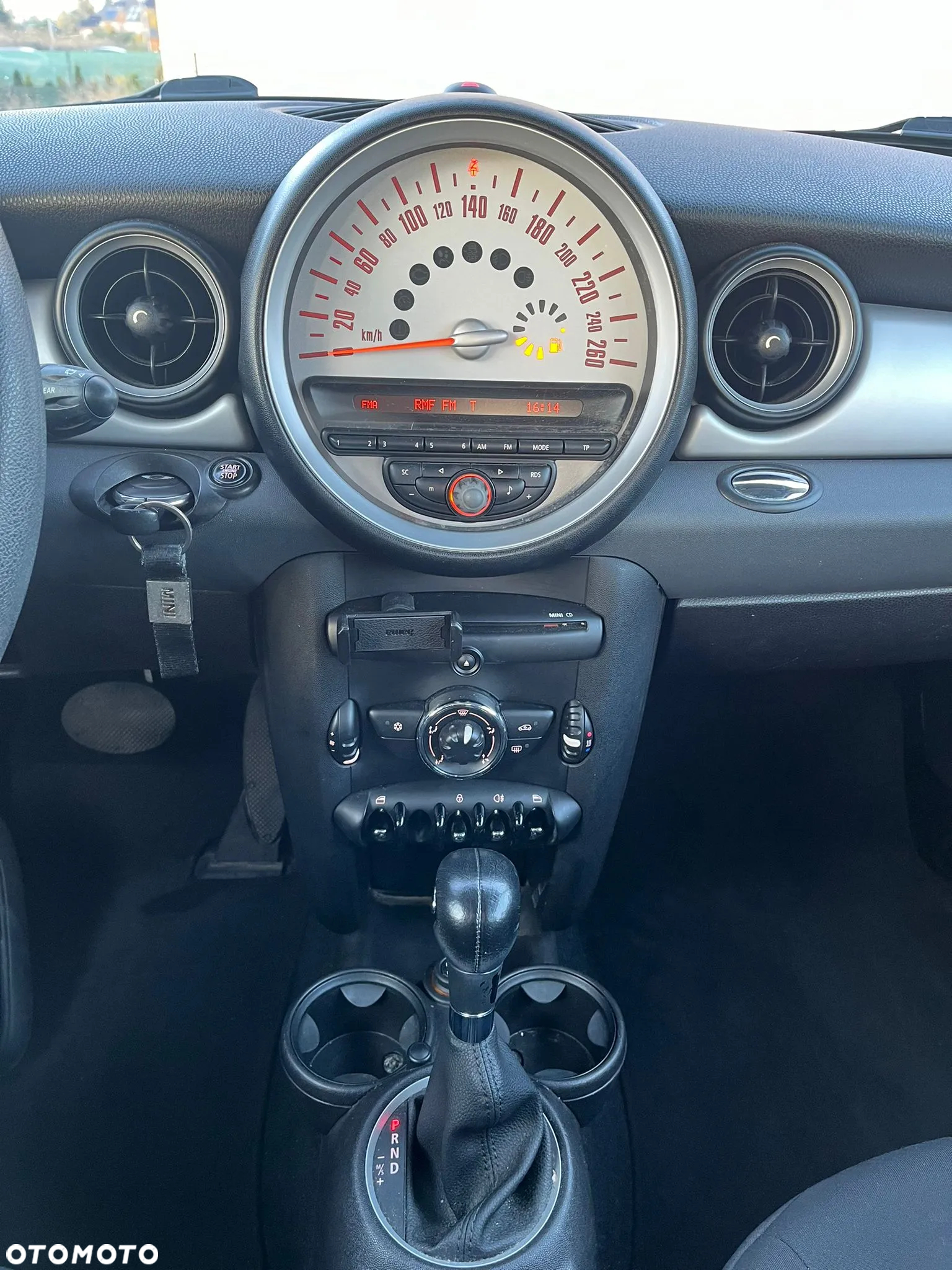 MINI ONE Standard - 8