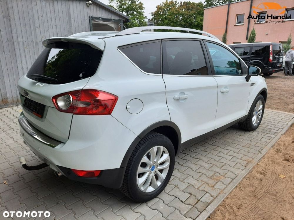 Ford Kuga 2.0 TDCi 4x4 Titanium - 11