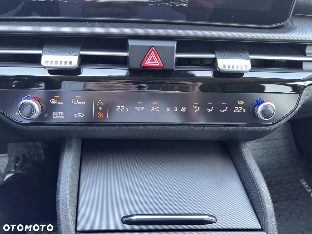 Kia Sportage 1.6 T-GDI HEV Anniversary 2WD - 9