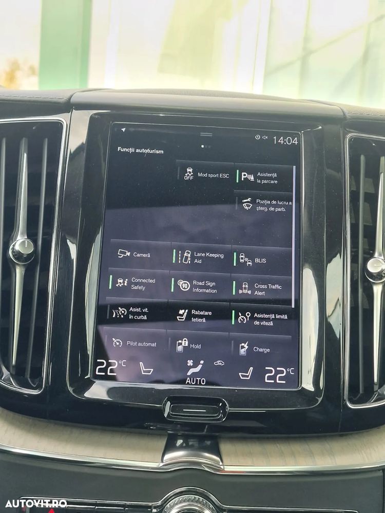 Volvo XC 60 Recharge T8 Twin Engine eAWD Inscription - 16