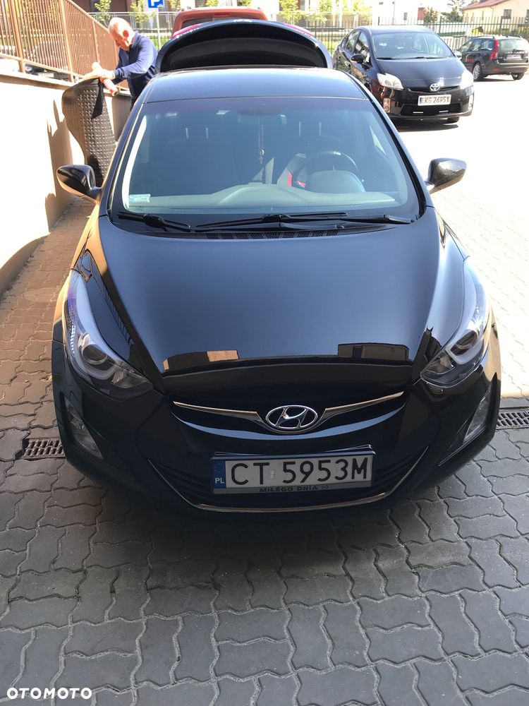 Hyundai Elantra 1.6 Classic + - 7