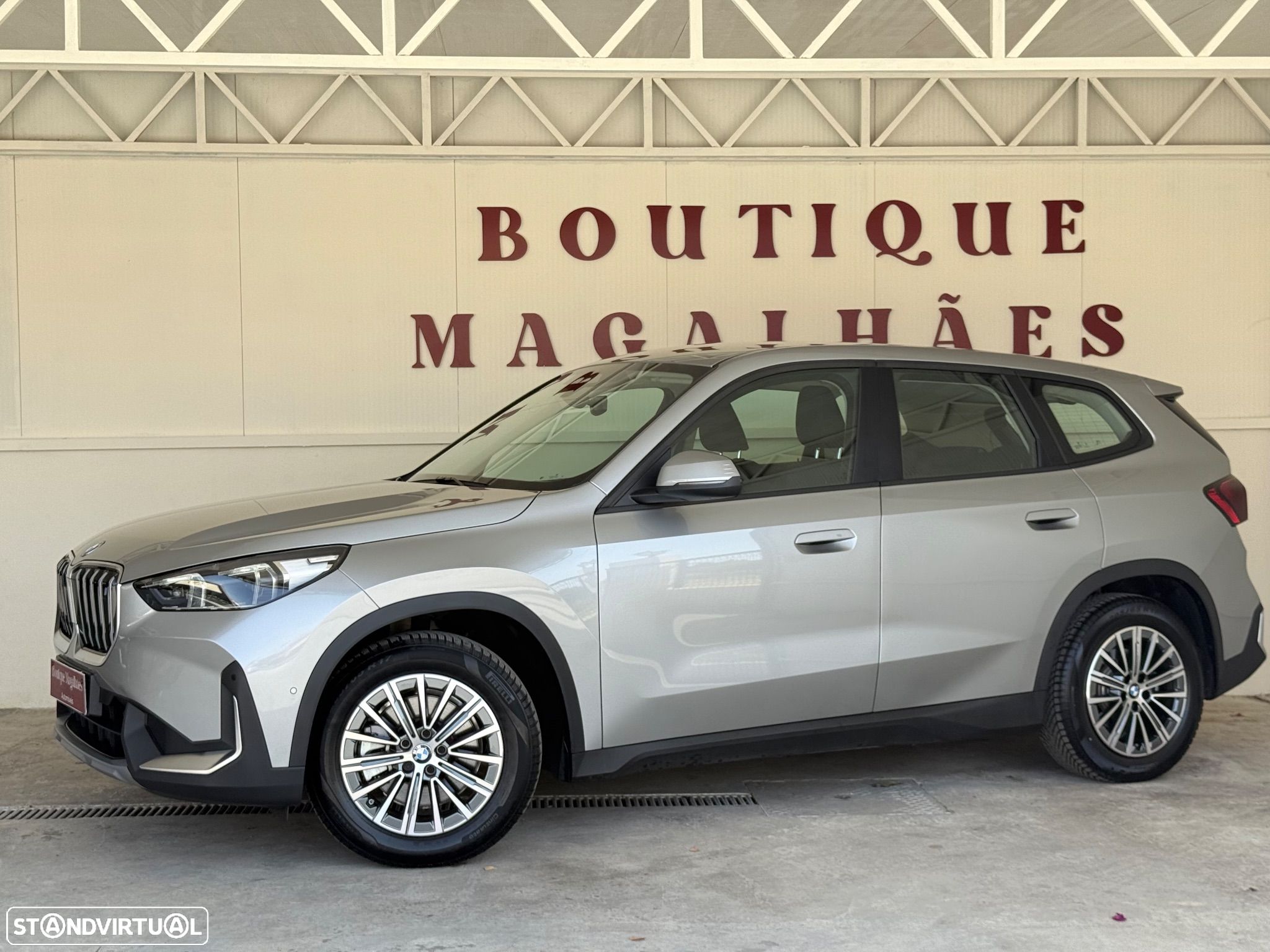 BMW iX1 xDrive30 - 1