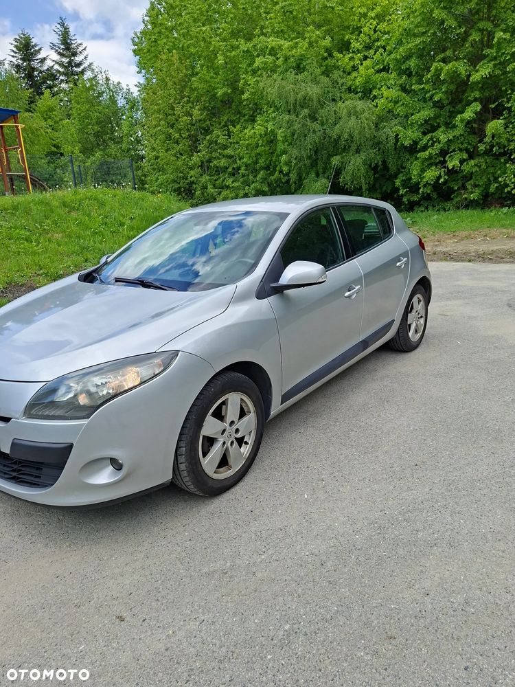 Renault Megane 2009 photo 2