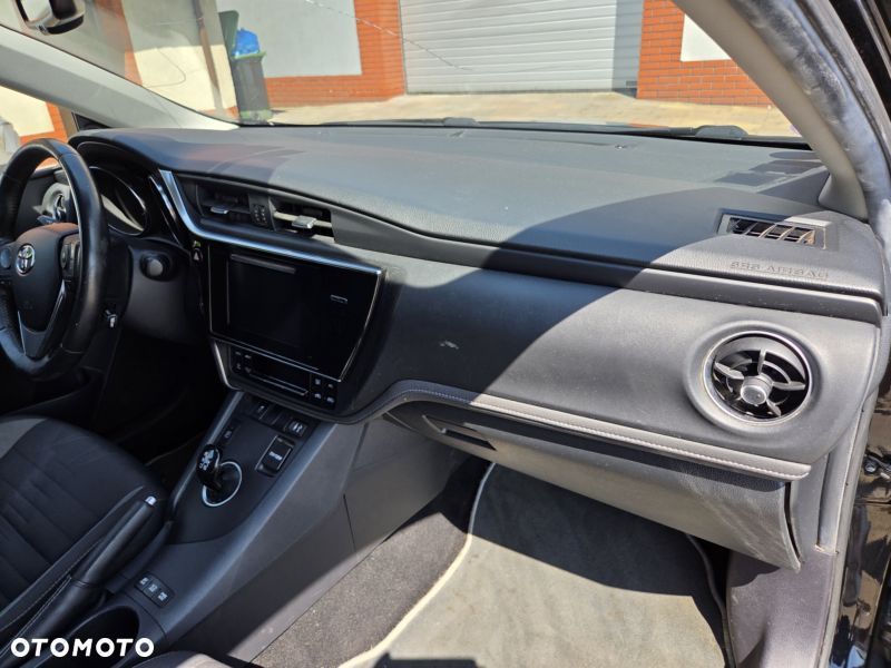 Toyota Auris - 20