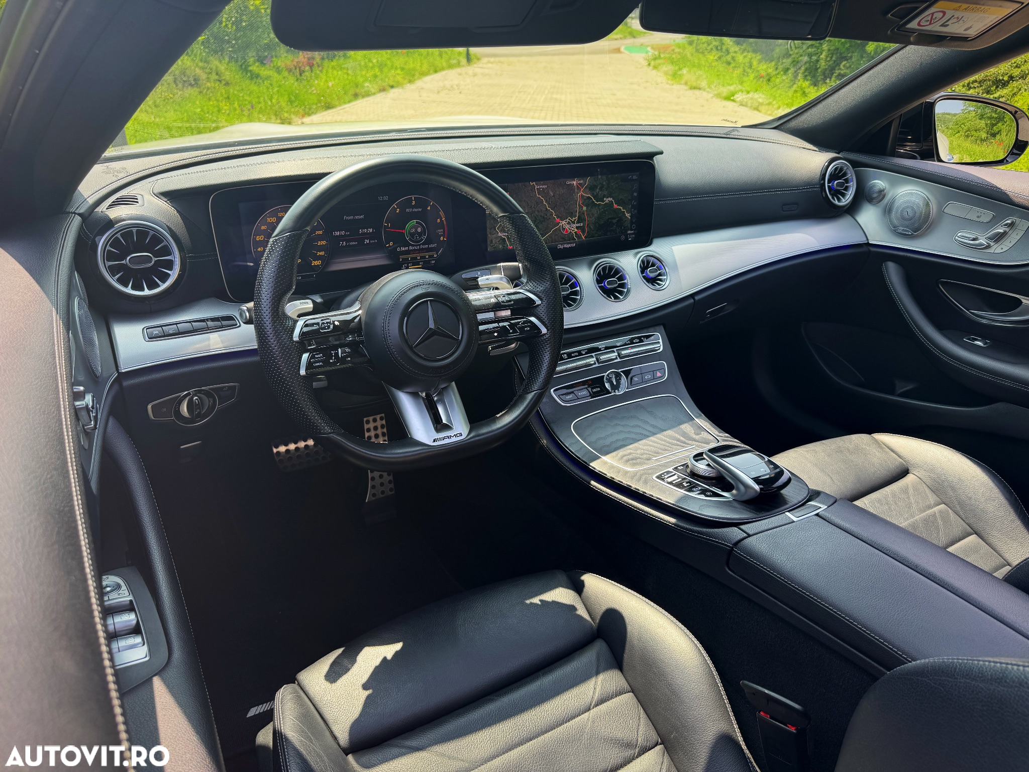 Mercedes-Benz E 220 d Coupe 9G-TRONIC AMG Line - 12