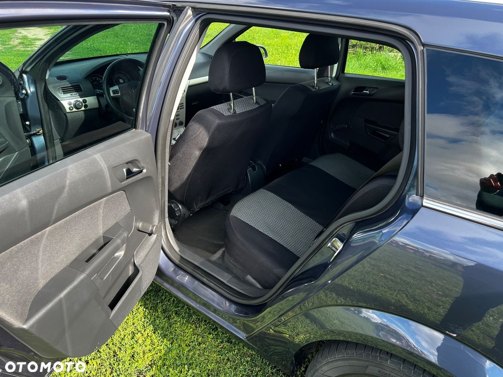 Opel Astra 1.8 Innovation - 14