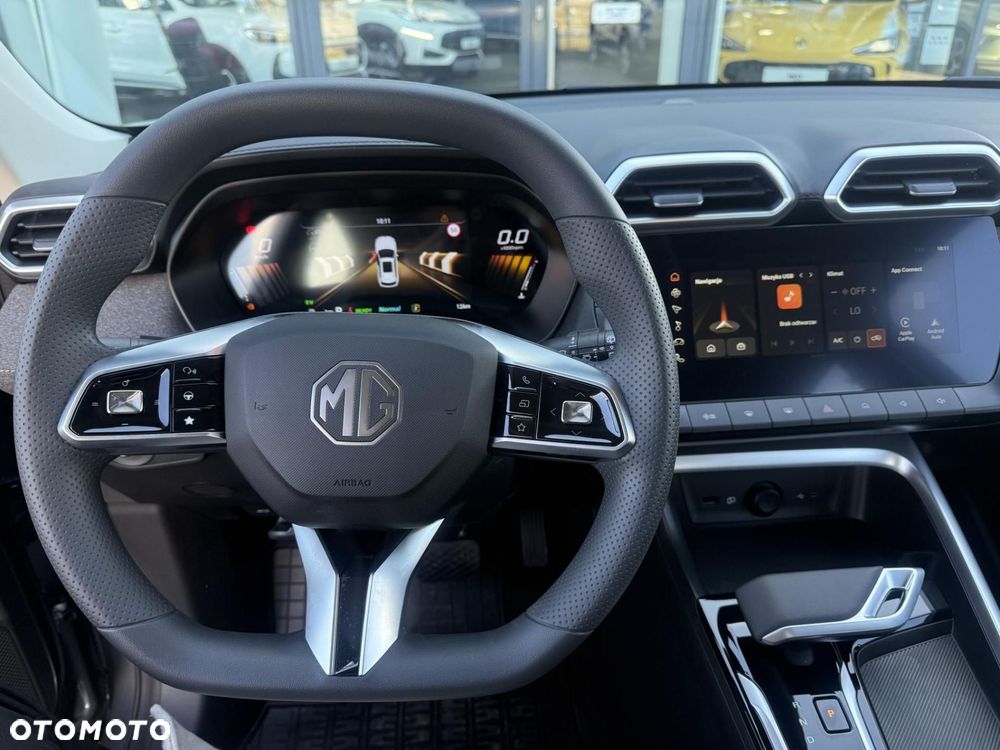 MG ZS - 8