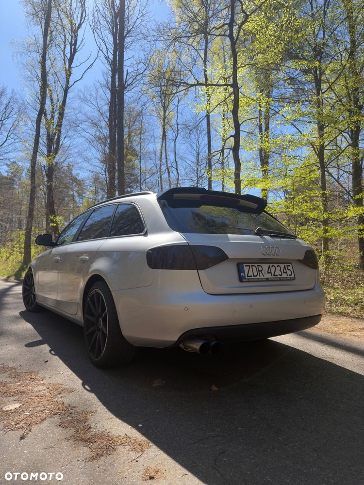 Audi A4 Avant 2.0 TDI - 6