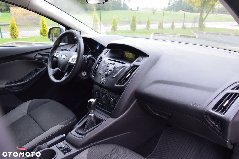 Ford Focus - 16
