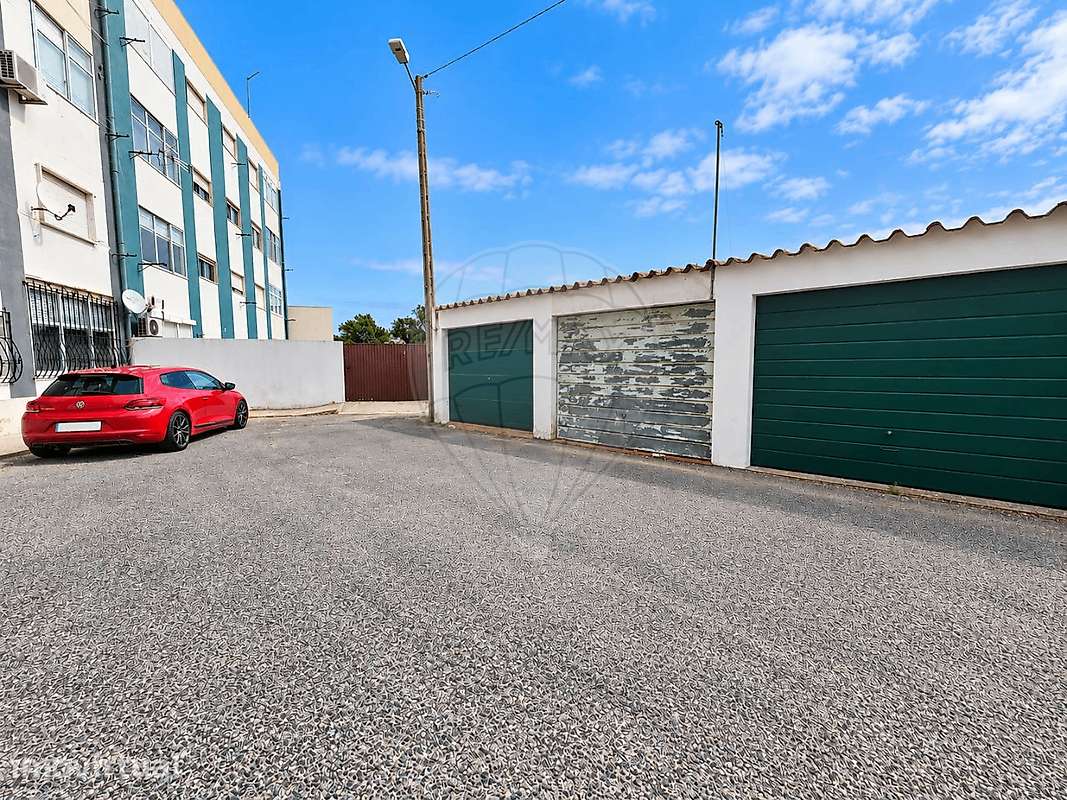 Garagem  para venda - Grande imagem: 2/7