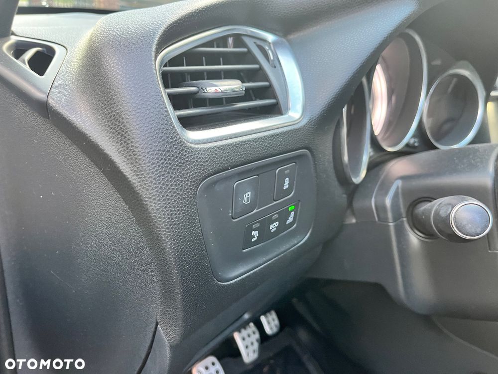 Citroën DS4 1.6 BlueHDi 1955 S&S - 12