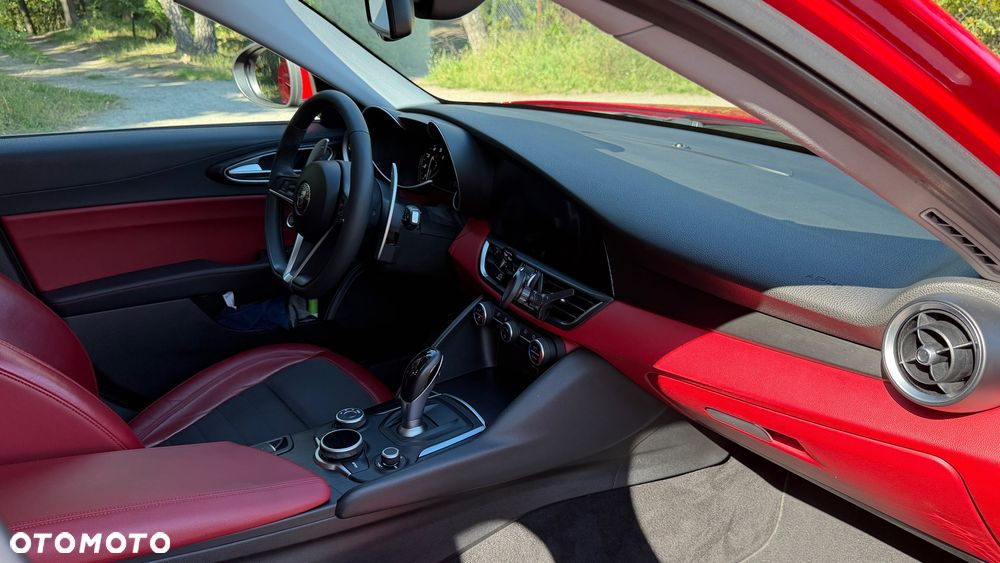 Alfa Romeo Giulia - 6