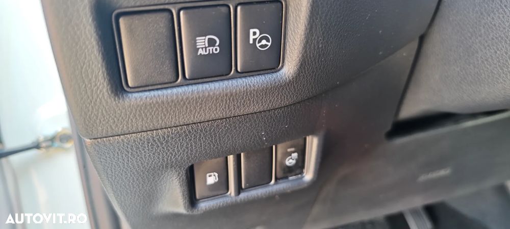 Toyota C-HR 1.8 HSD 122 CP 4x2 CVT C-ult Style bi-tone - 11