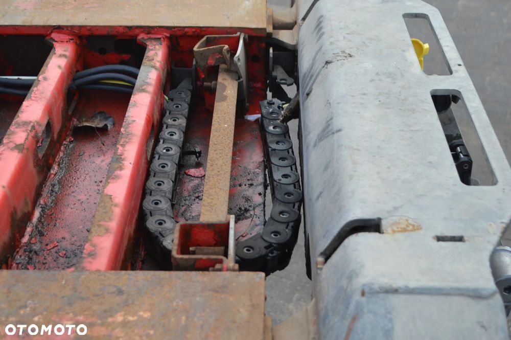 Schmitz Cargobull SCF 24 - 10