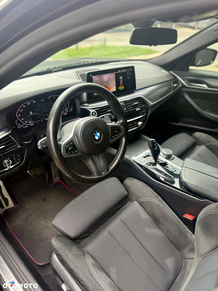 BMW Seria 5 520d mHEV M Sport sport - 12