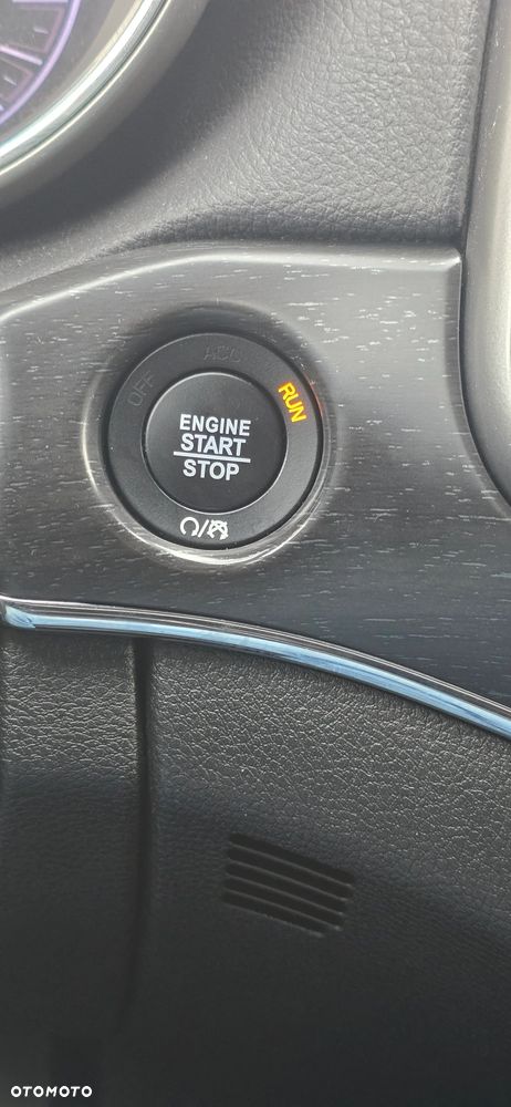 Jeep Grand Cherokee - 15