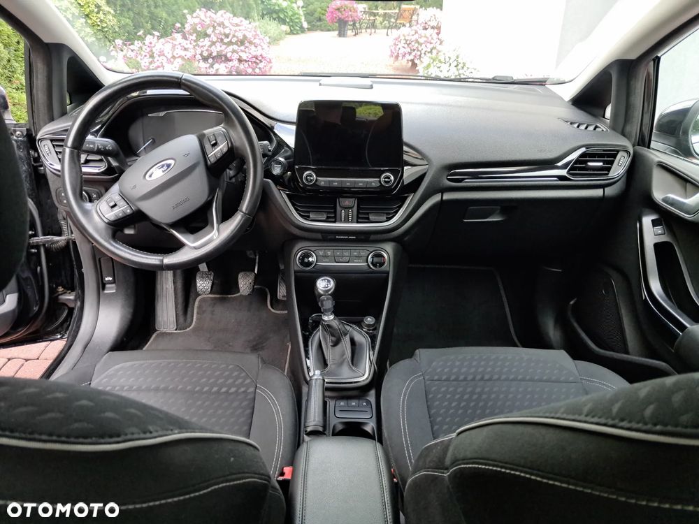 Ford Fiesta 1.0 EcoBoost S&S TITANIUM - 5