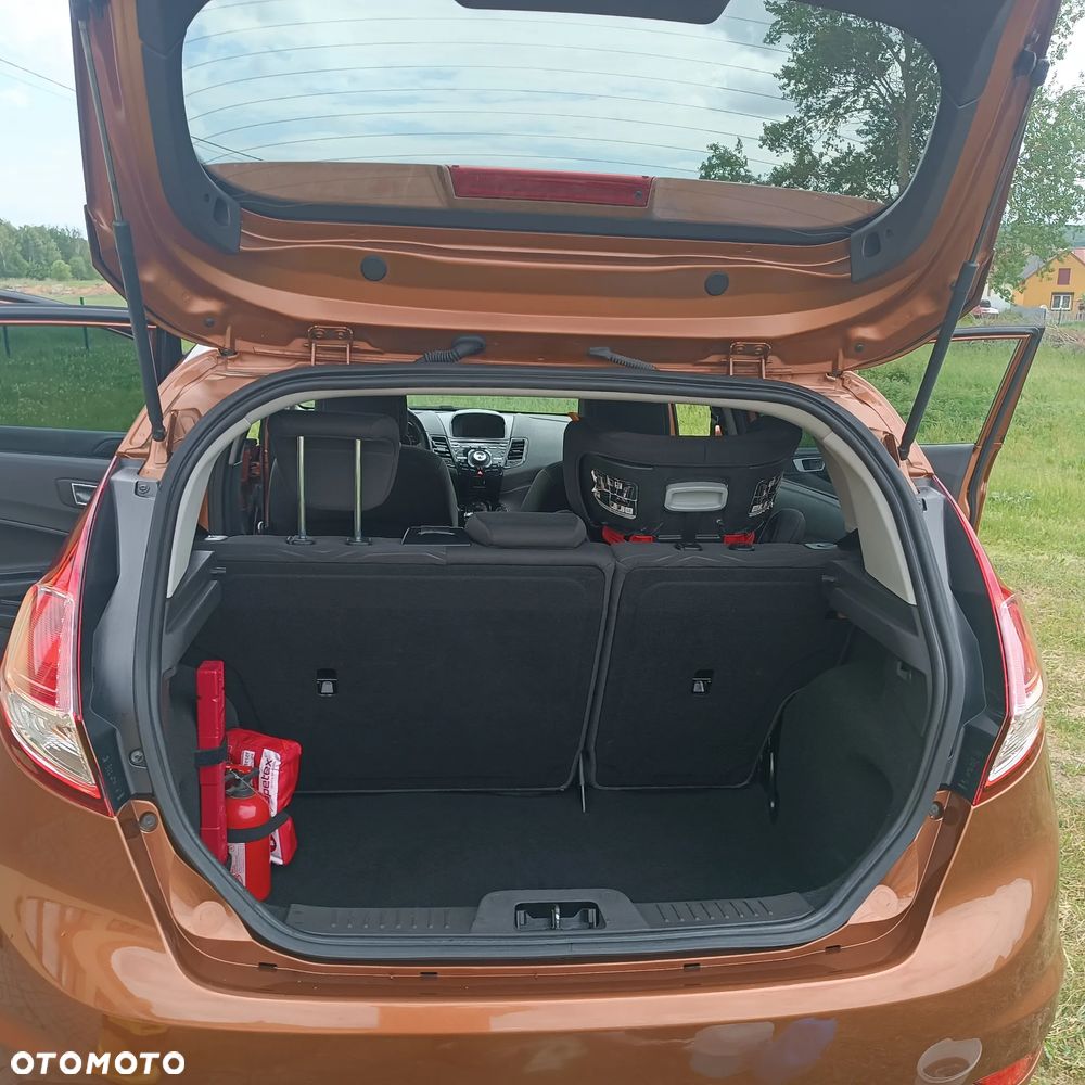 Ford Fiesta 1.0 EcoBoost Titanium - 12