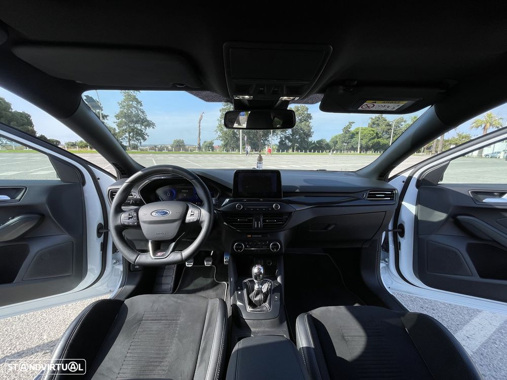 Ford Focus SW 2.3 EcoBoost ST3 - 15