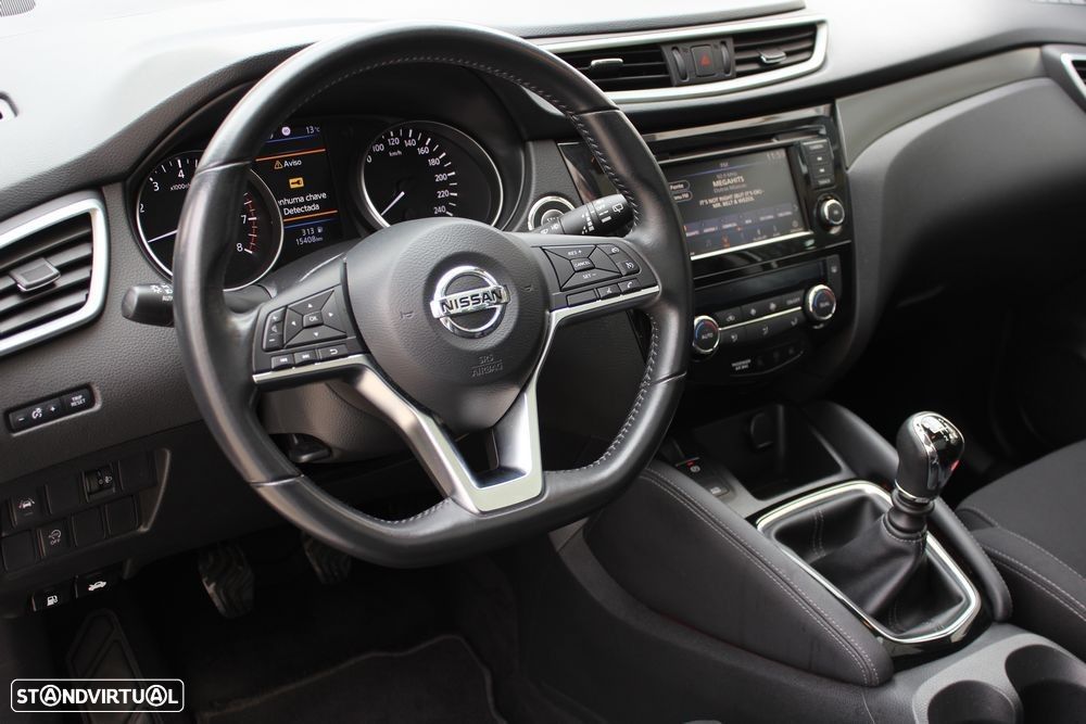 Nissan Qashqai 1.3 DIG-T N-Connecta - 16