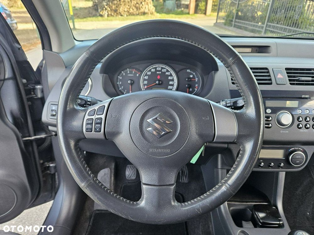 Suzuki Swift 1.3 GS / Premium 4WD - 14