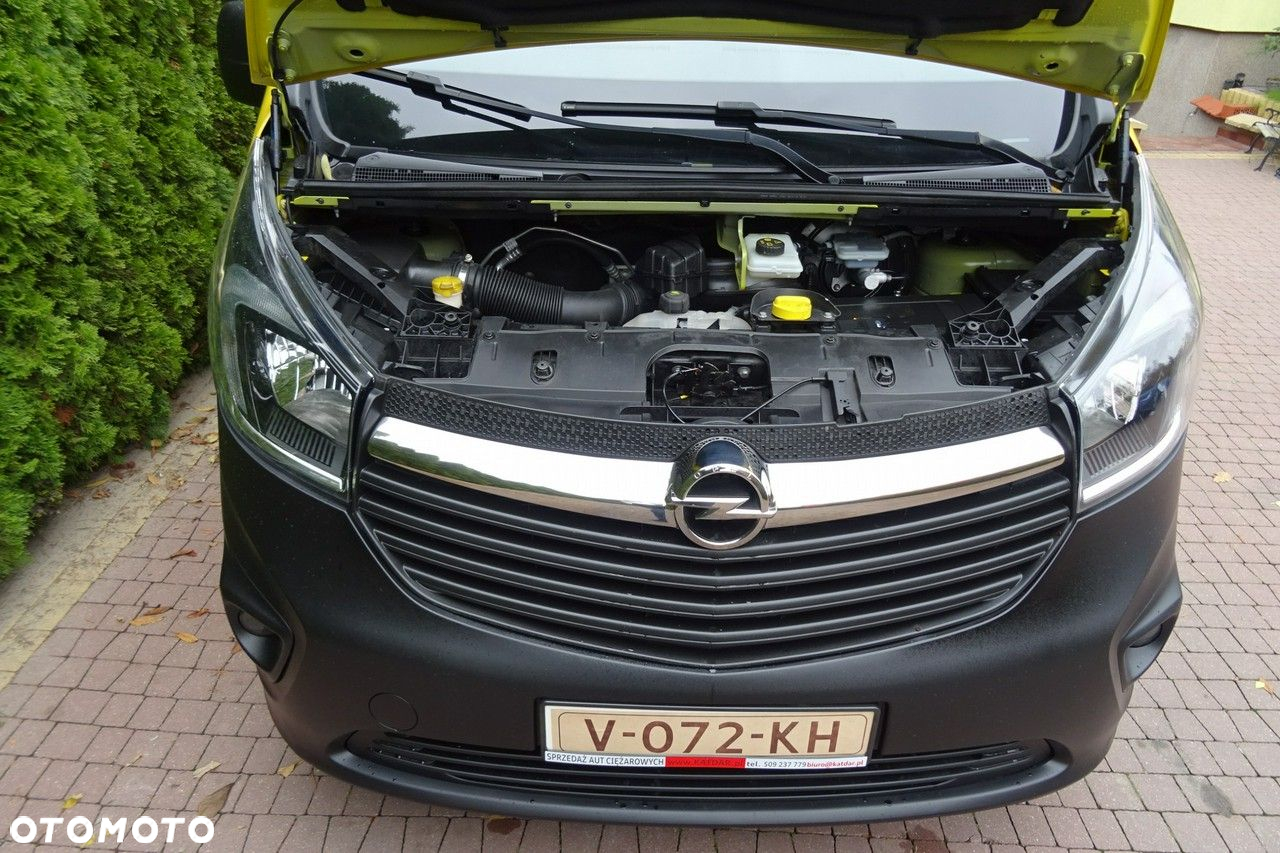 Opel Vivaro - 25