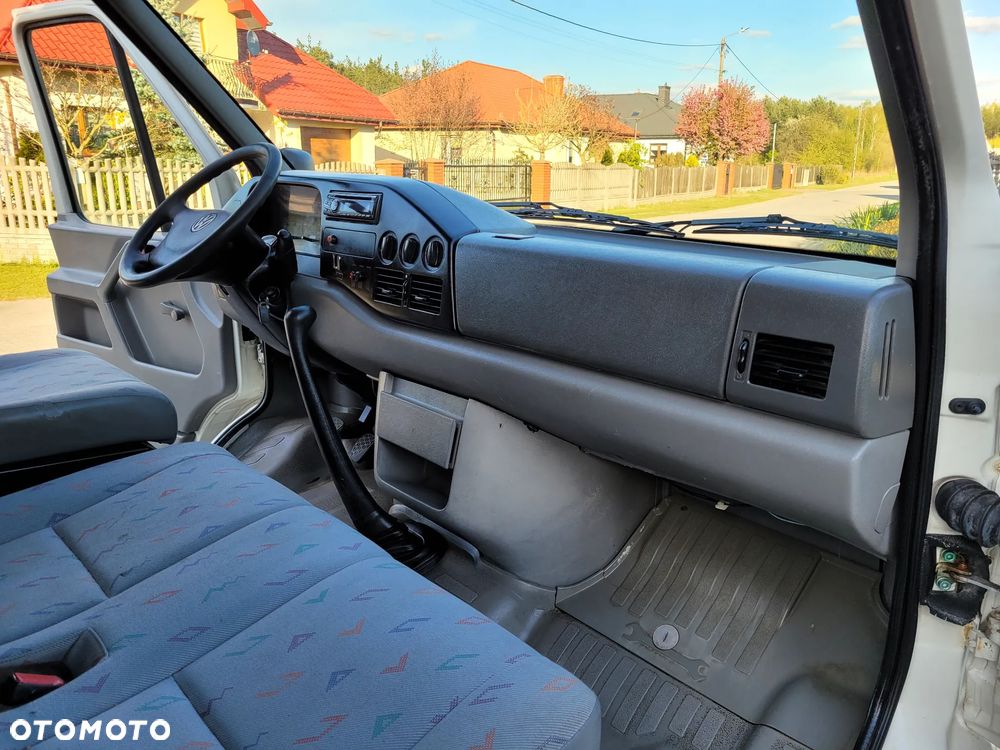 Volkswagen LT 35 Brygadówka 7 osób L2H2 - 23