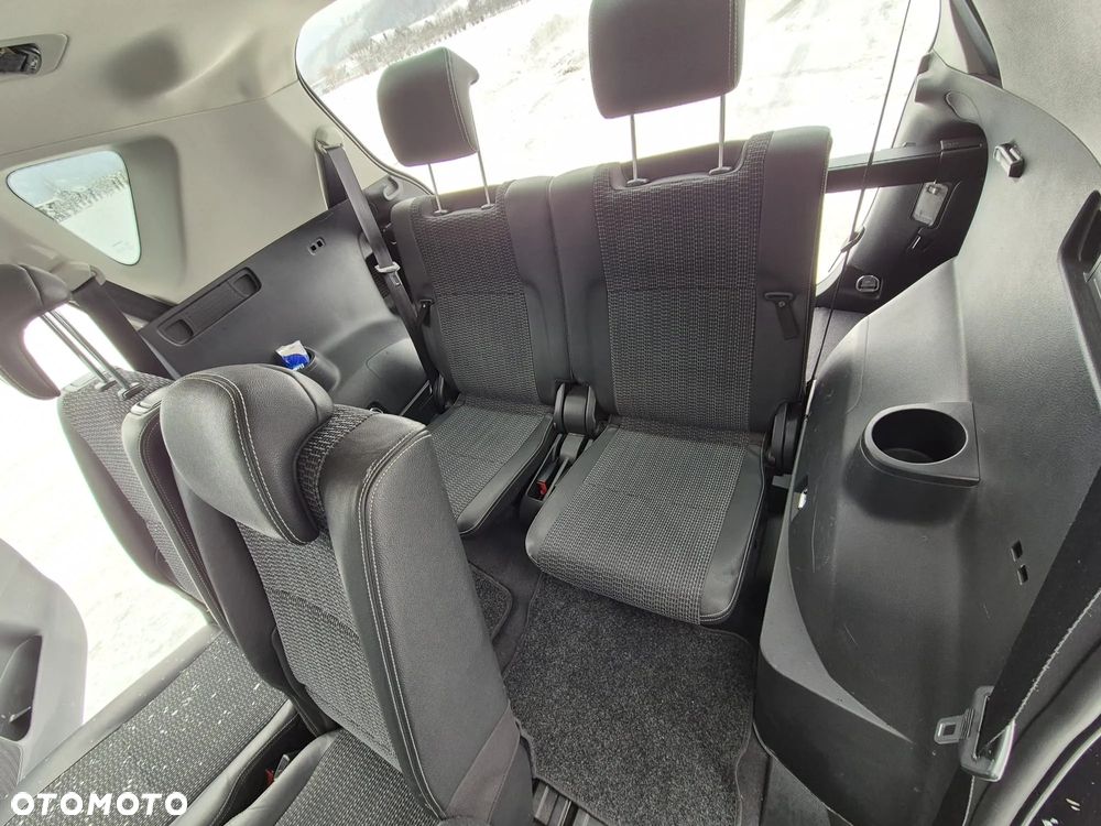 Toyota Verso - 23
