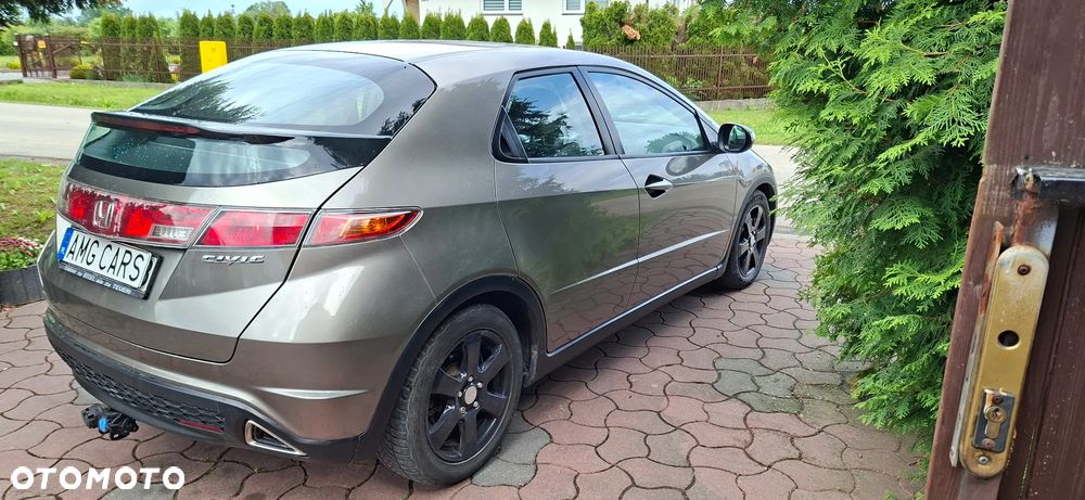 Honda Civic 1.8i-VTEC Sport - 23