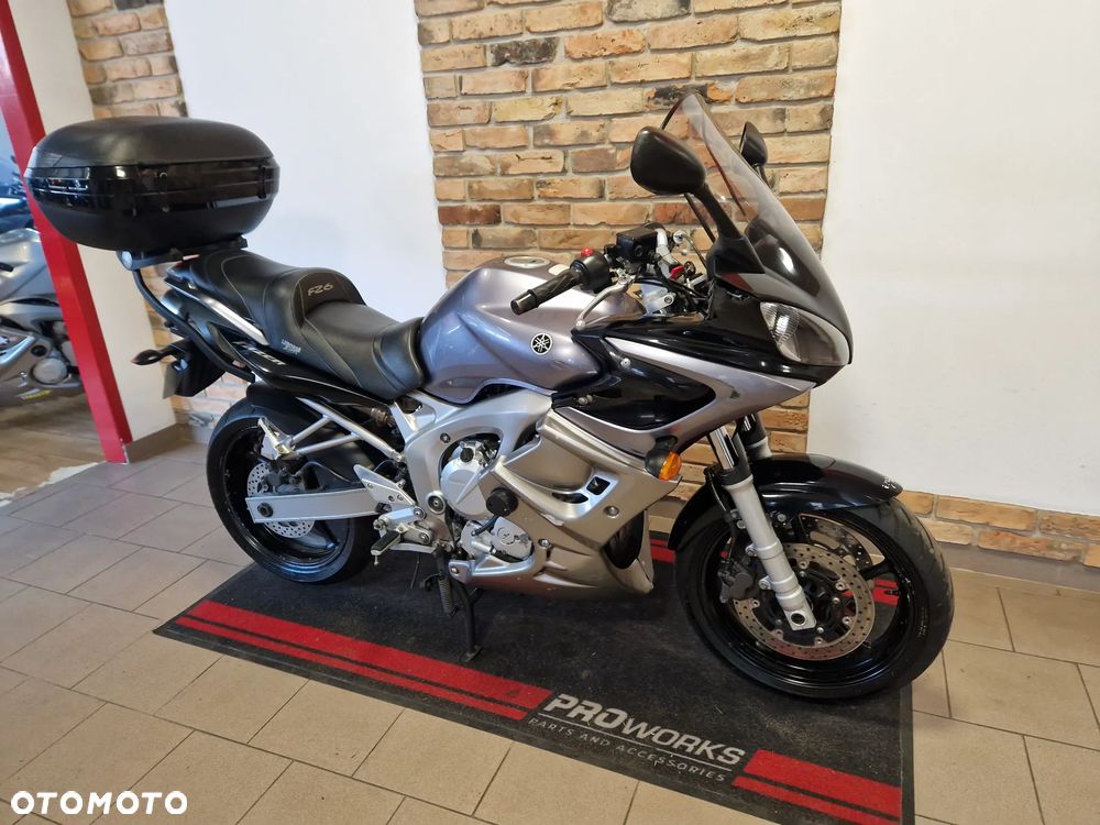 Yamaha FZ6 - 23