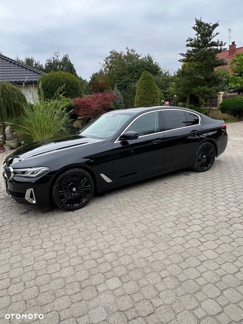 BMW Seria 5 530i xDrive Luxury Line - 2