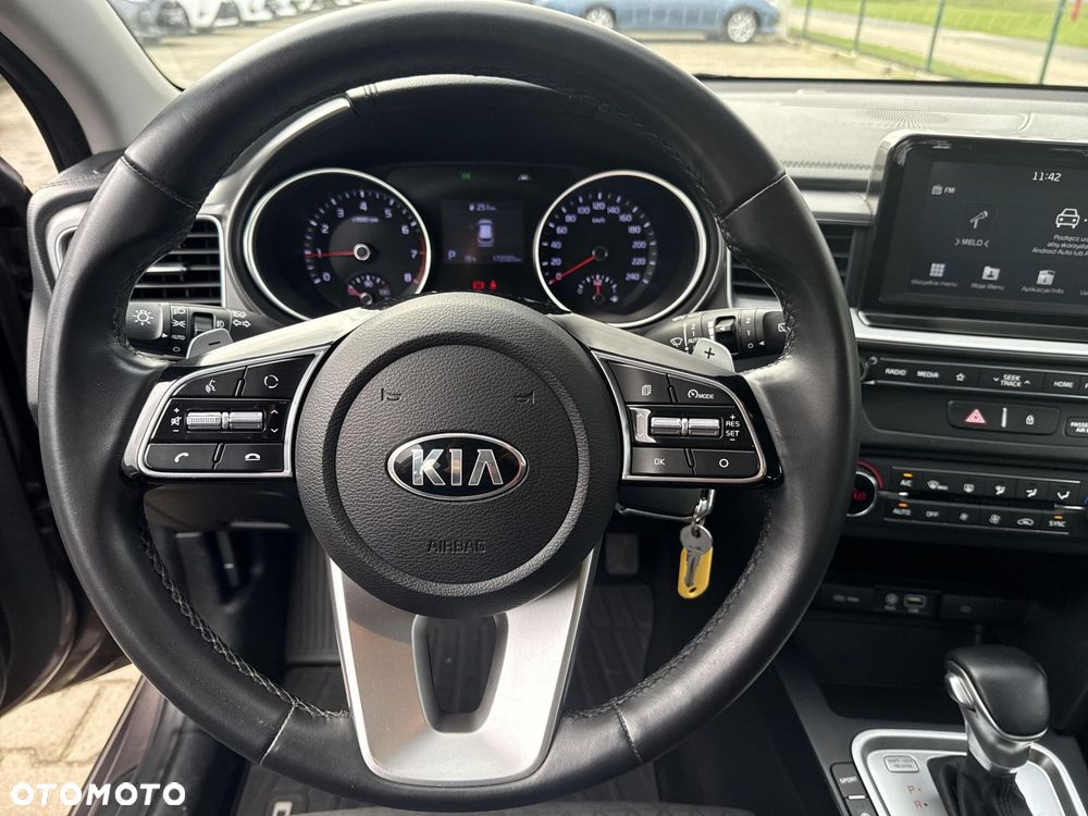 Kia Ceed 1.4 T-GDI M DCT - 16