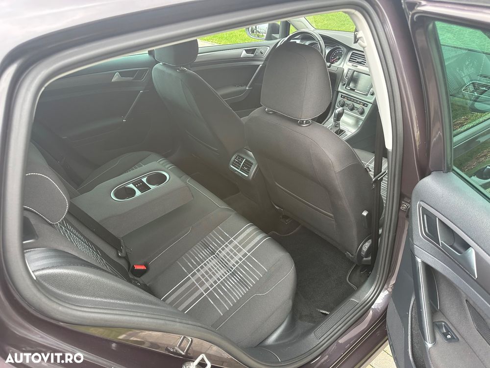 Volkswagen Golf 1.6 TDI BlueMotion Technology DSG Lounge - 12